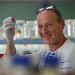 Professor Jochen Mueller