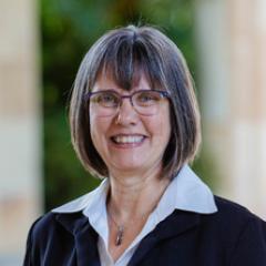 Profile photo of Associate Professor Jan Packer