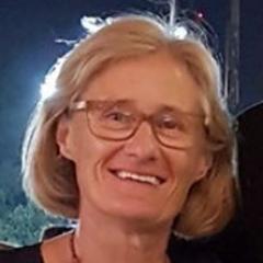 Associate Professor Jennifer Ovenden